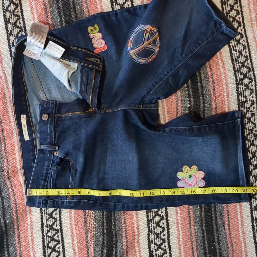 Levi's Denim Shorts with Patches - Picture 7 of 12